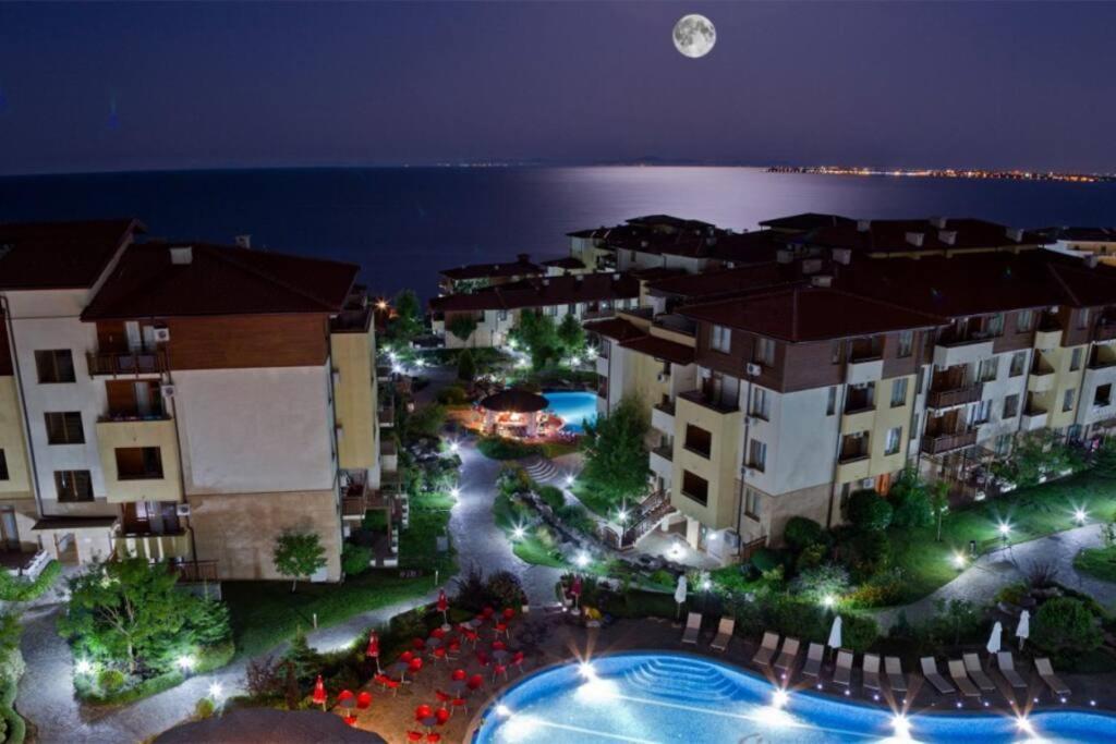 Апартамент Ния, Райска Градина / Garden Of Eden Sveti Vlas Exterior photo