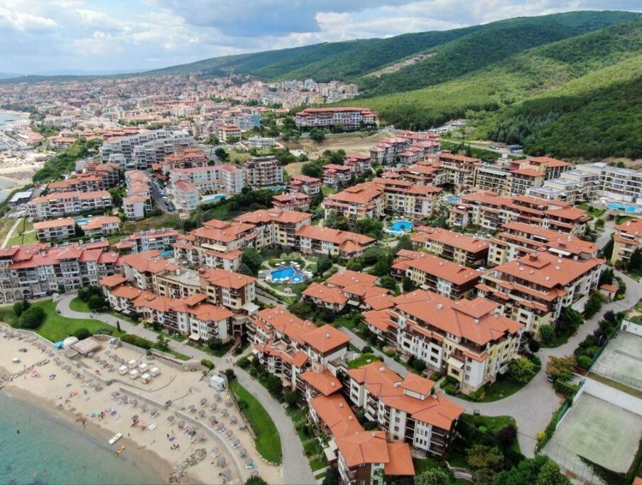 Апартамент Ния, Райска Градина / Garden Of Eden Sveti Vlas Exterior photo