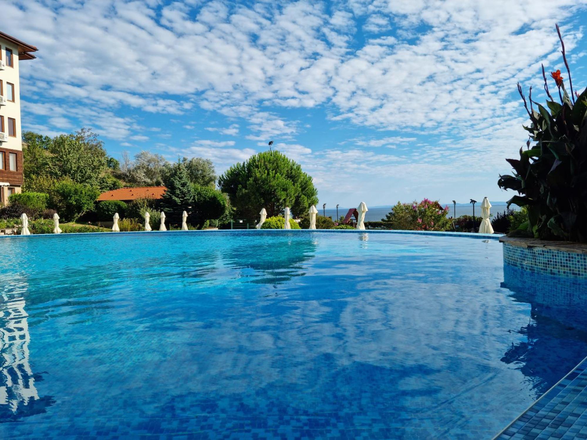 Апартамент Ния, Райска Градина / Garden Of Eden Sveti Vlas Exterior photo
