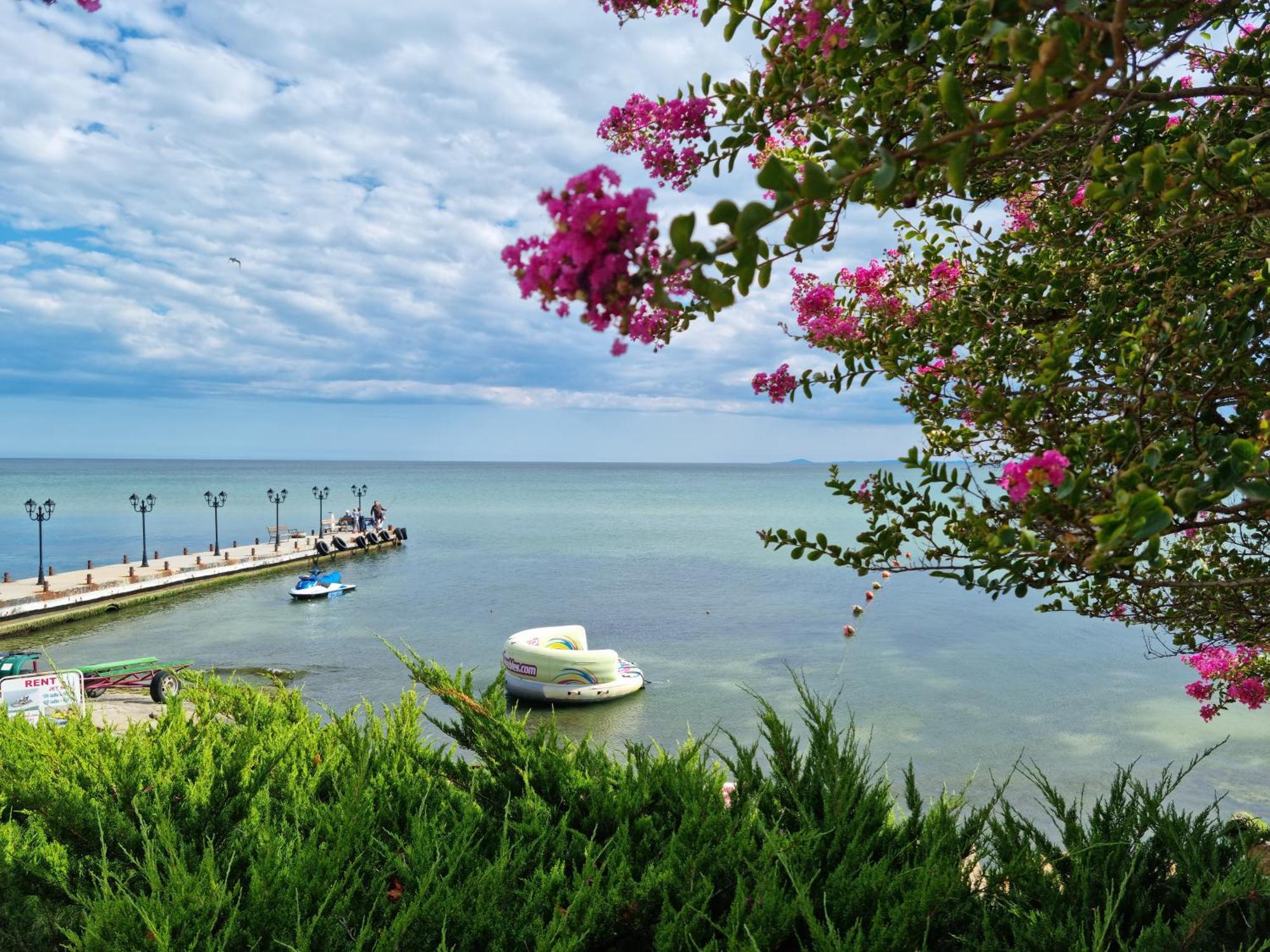 Апартамент Ния, Райска Градина / Garden Of Eden Sveti Vlas Exterior photo