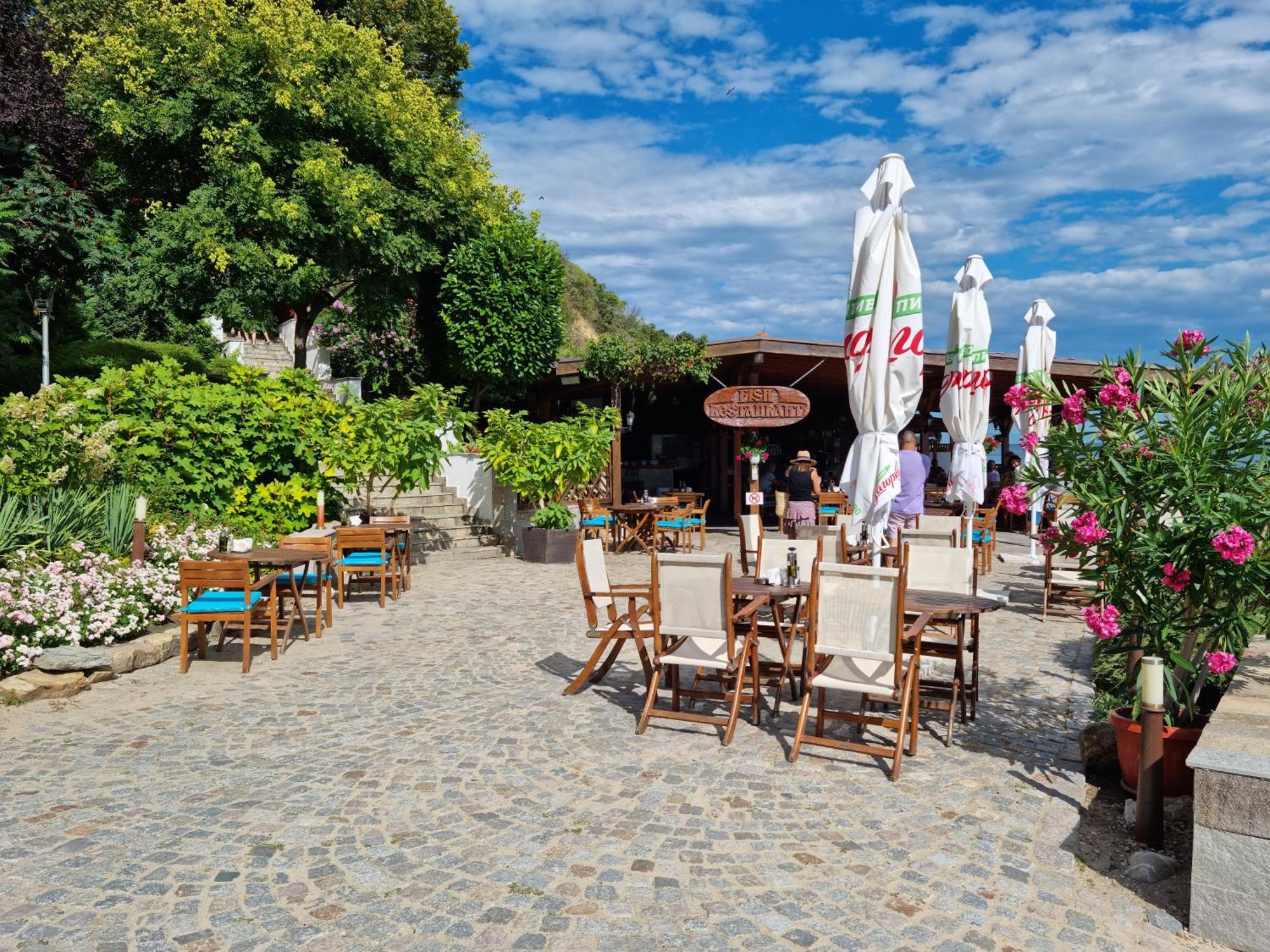 Апартамент Ния, Райска Градина / Garden Of Eden Sveti Vlas Exterior photo