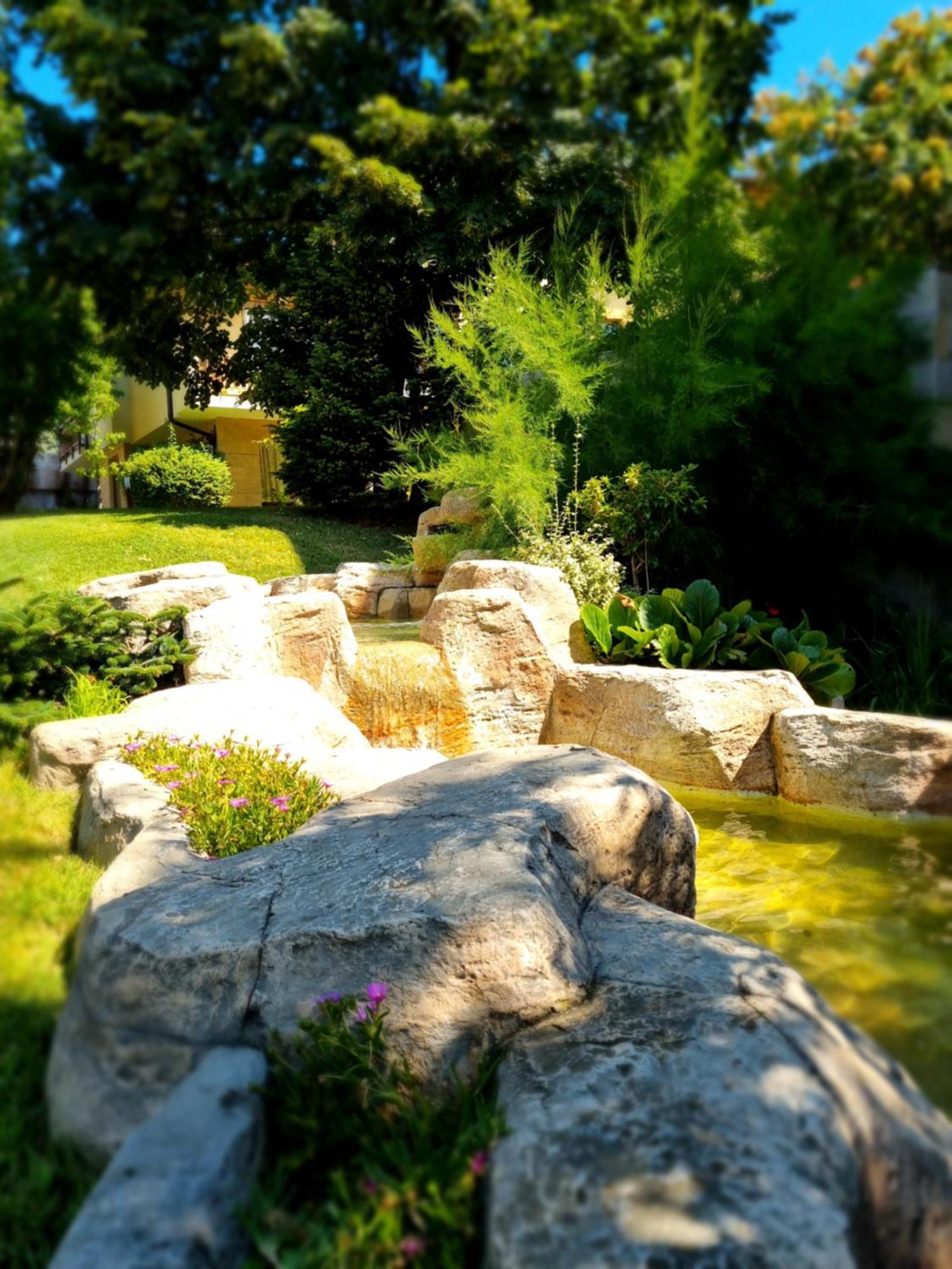 Апартамент Ния, Райска Градина / Garden Of Eden Sveti Vlas Exterior photo