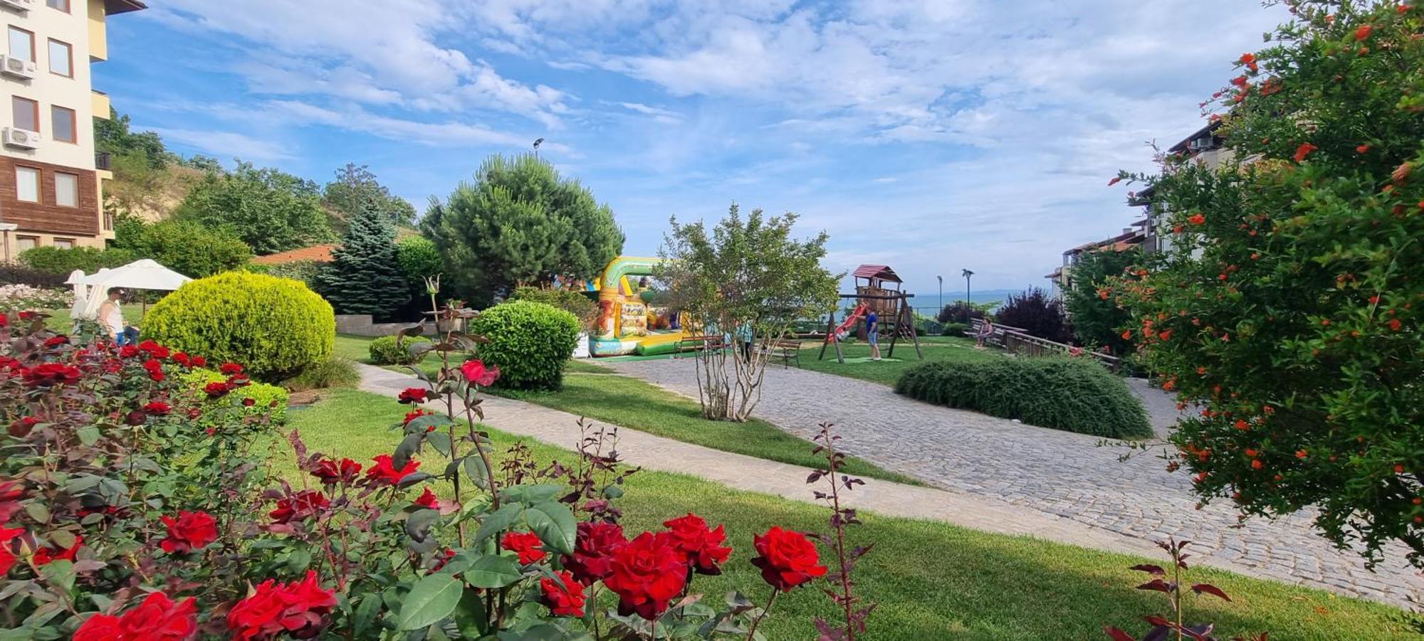 Апартамент Ния, Райска Градина / Garden Of Eden Sveti Vlas Exterior photo