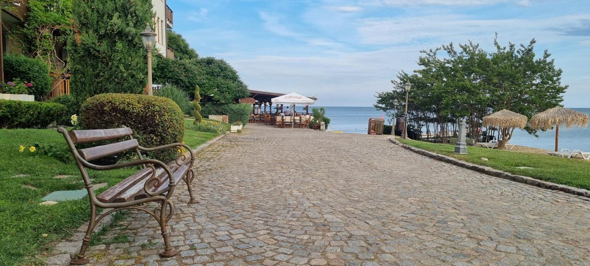 Апартамент Ния, Райска Градина / Garden Of Eden Sveti Vlas Exterior photo